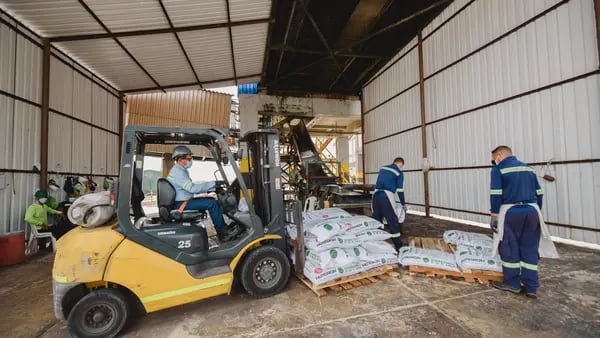 Colombia importará insumos agrícolas desde Venezuela a través de Monómerosdfd