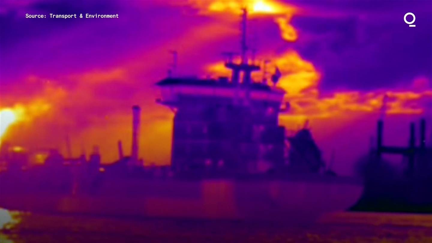 Methane leaks can make LNG-fueled ships more polluting than fuel oildfd