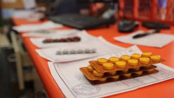Fenalco lanzó alerta por riesgo en suministro de medicamentos en Colombiadfd