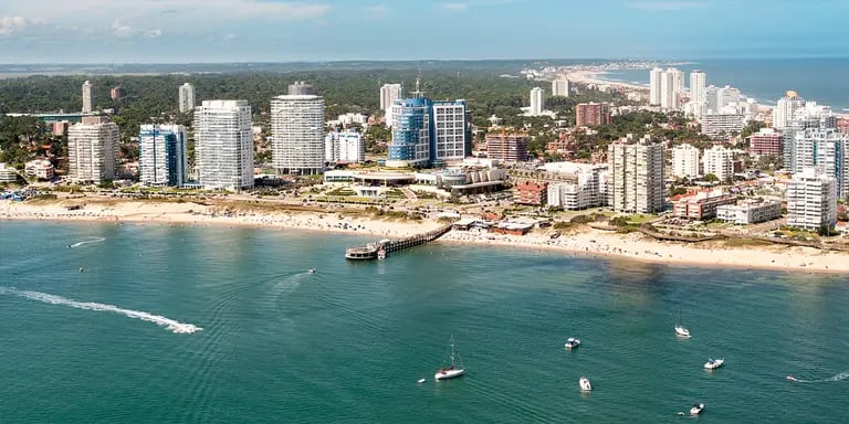 Punta del Este es una de las principales ciudades elegidas por los nuevos residentes fiscales de Uruguay. dfd
