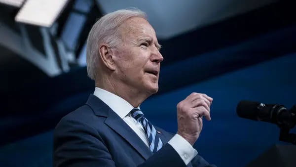 Biden Bets on Economic-Plan Win as Democrats Struggle to Deliverdfd