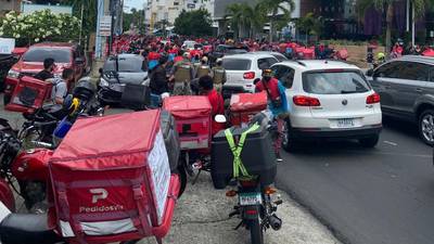 Repartidores de PedidosYa paralizan el envío de comida rápida en Panamádfd