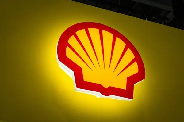 Shell dijo que se espera que la demanda mundial de gas natural licuado aumente más del 50% para 2040.