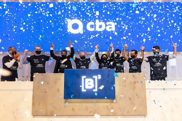 CBA concluiu IPO na B3 no dia 15 de julho de 2021; ação atingiu hoje máxima de R$ 12,88, valor acima do preço fixado na oferta inicial (R$ 11,20)
