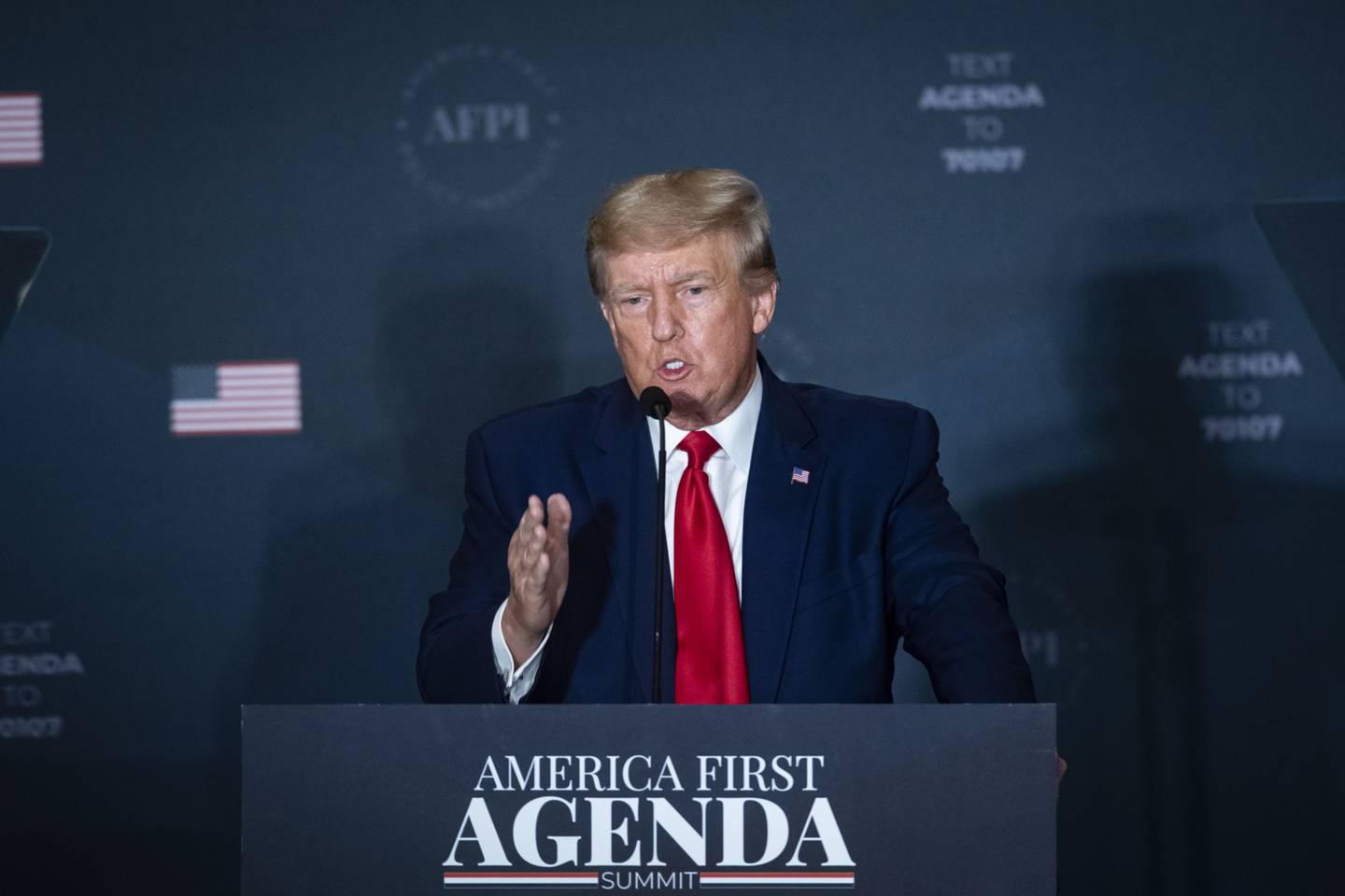 El expresidente de Estados Unidos Donald Trump habla durante la Cumbre de la Agenda América Primero del Instituto de Política en Washington, D.C., Estados Unidos, el martes 26 de julio de 2022.