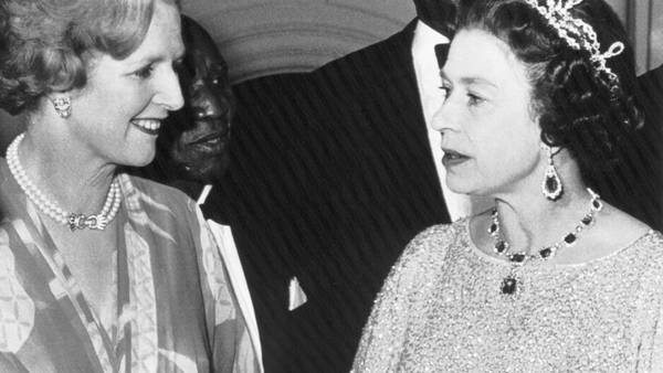 Muerte de la Reina Isabel II: cómo siguen las negociaciones por la soberanía argentina de las Malvinasdfd