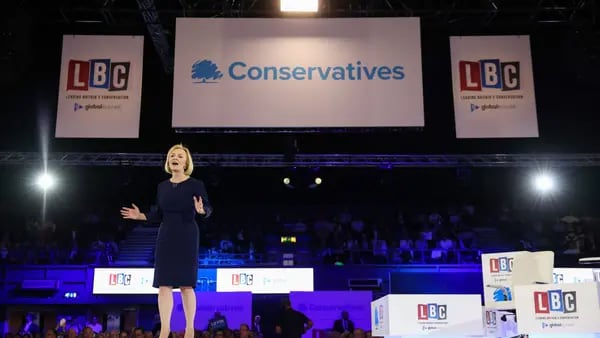Truss gana votación de partido conservador y será nueva primera ministra británicadfd