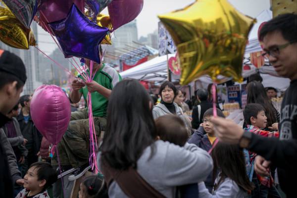 Altos precios del helio desinflan a productoras y comercializadoras de globos en México y EE.UU.dfd
