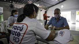 ¿Por qué están cerrando centros de vacunación Covid-19 en República Dominicana?