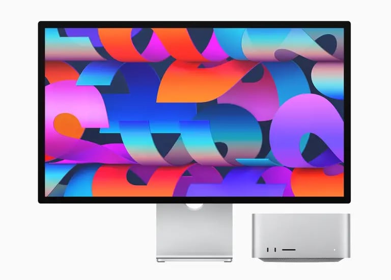 Los nuevos Mac Studio y Studio Display revolucionarán los ordenadores de escritorio, según Apple. (Se venden por separado).dfd