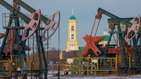 Rusia prevé un aumento del precio de exportación de su petróleo hasta 2026dfd