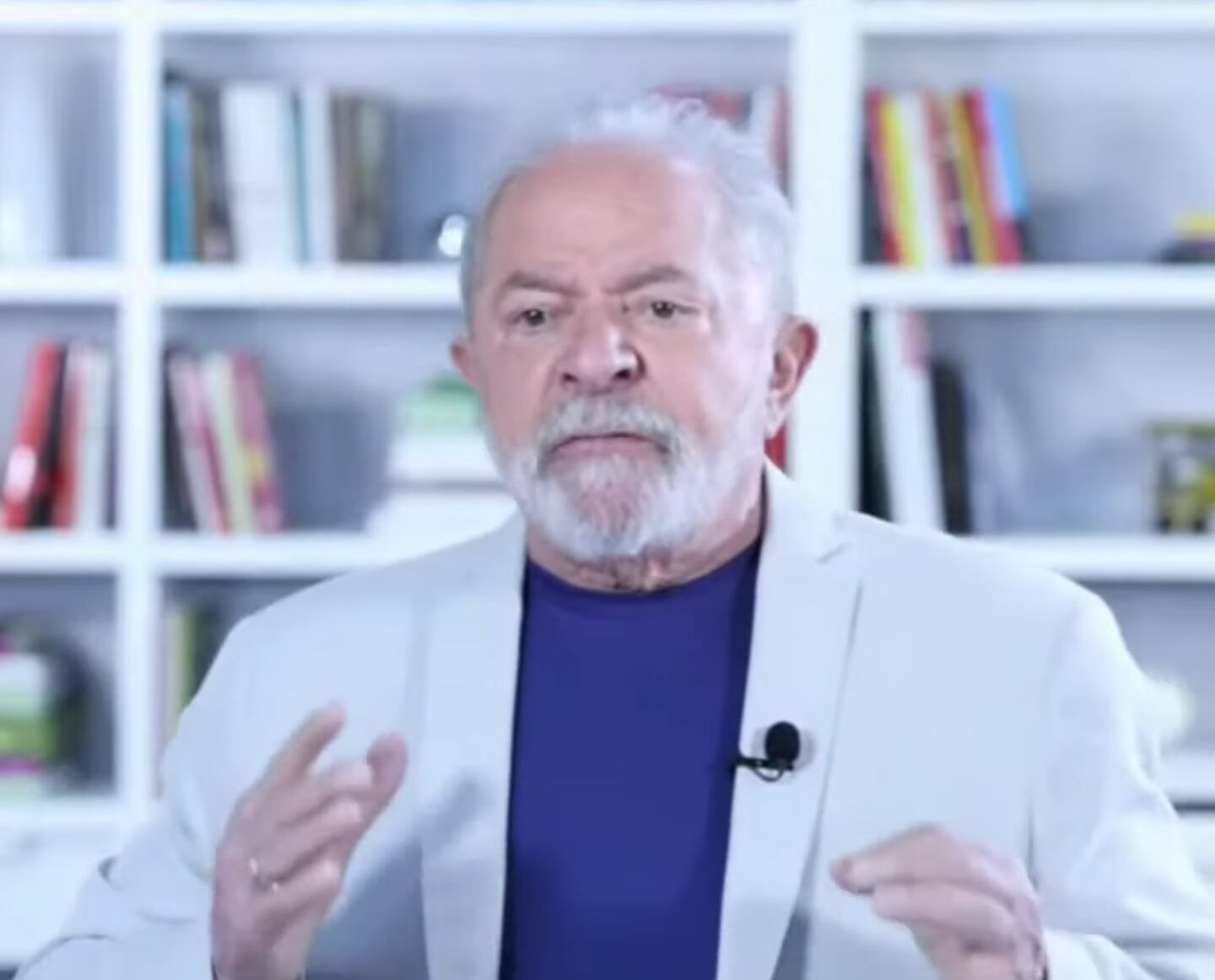Lula criticou a política de paridade internacional do preço do combustível