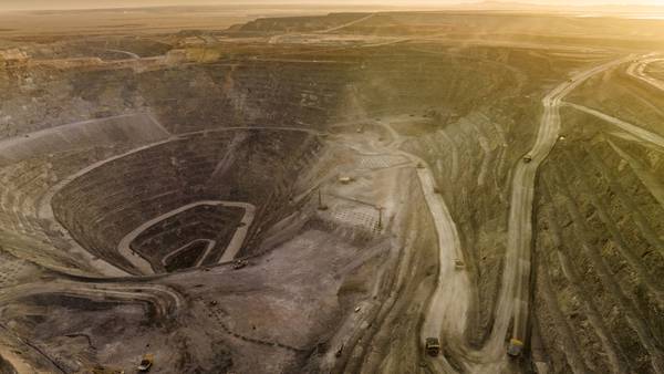 Una mina de cobre advierte de una “enorme crisis” en el suministro mundialdfd