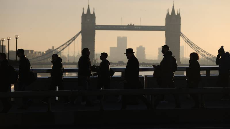 Reino Unido testa ‘semana de trabalho de 4 dias’ sem reduzir salário
