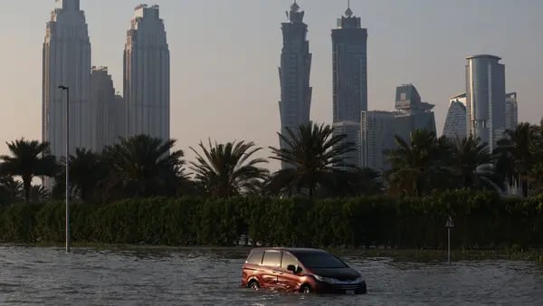 Lluvias e inundaciones en Dubái: ¿cuánto cuesta y cómo funciona la siembra de nubes?dfd