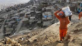 La pobreza en Perú aumentaría este 2022, por alta inflación y menor crecimiento