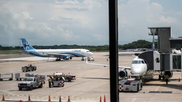 Grupo Aeroportuario del Pacífico emite MXN$2.500 millones en Cebures: BBVAdfd