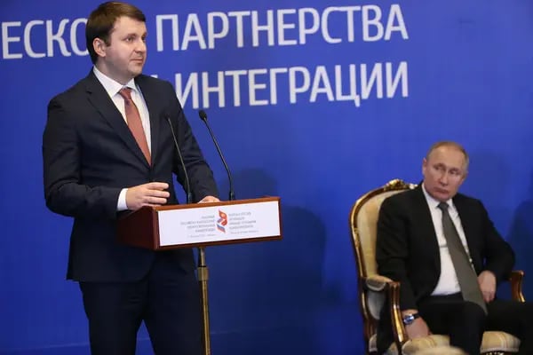 Maxim Oreshkin y Vladimir Putin en 2019.