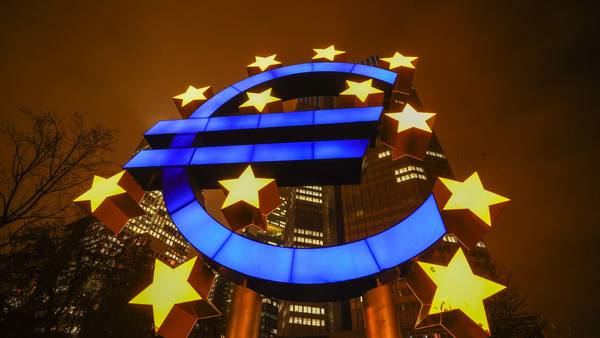 Irlanda advierte al BCE del impacto “real” de seguir subiendo tasas de interésdfd