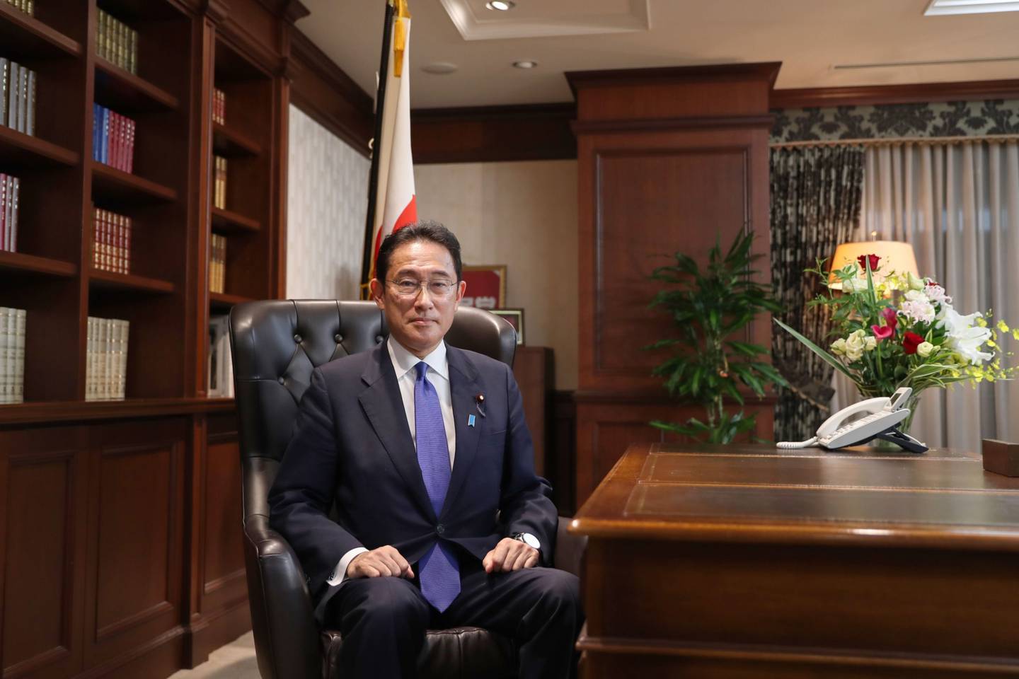 Fumio Kishida, recién elegido líder del Partido Liberal Democrático (PLD), en su despacho dentro de la sede del partido en Tokio, Japón, el miércoles 29 de septiembre de 2021.  Fotógrafo: Du Xiaoyi/Xinhua/Bloombergdfd