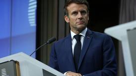 El partido de Macron busca que el derecho al aborto quede en la Constitución