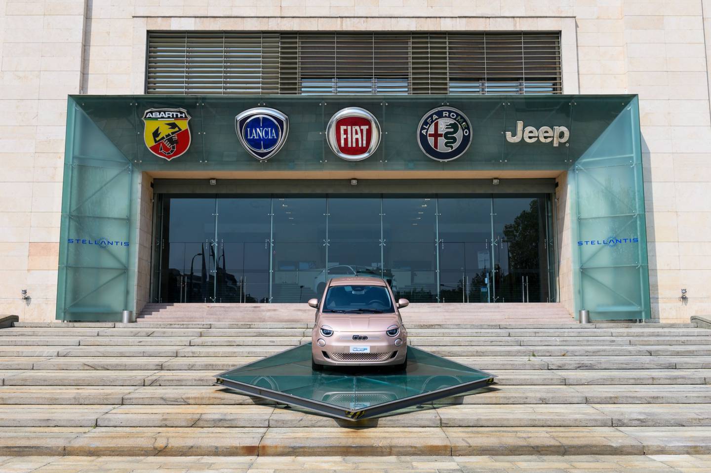 No semestre, a marca líder de participação de mercado foi a Fiat, com fatia de 21,99% das vendas, segundo a Fenabrave