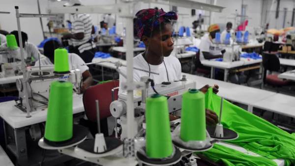 Gran fábrica textil en Haití despedirá a 3.500 empleados por crisis y turbulenciasdfd