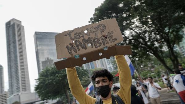 Gobierno y activistas retoman pláticas tras protestas contra inflación en Panamádfd