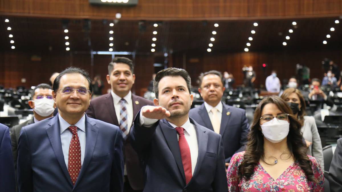 Congreso ratifica a Arturo Medina como nuevo procurador fiscal en México