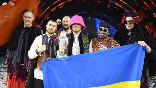 Ganador de Eurovision vende trofeo por US$900.000 para comprar drones para Ucraniadfd