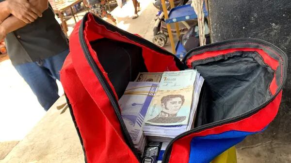 El tipo de cambio en Venezuela podría superar los Bs.45 por dólar para el cierre de añodfd