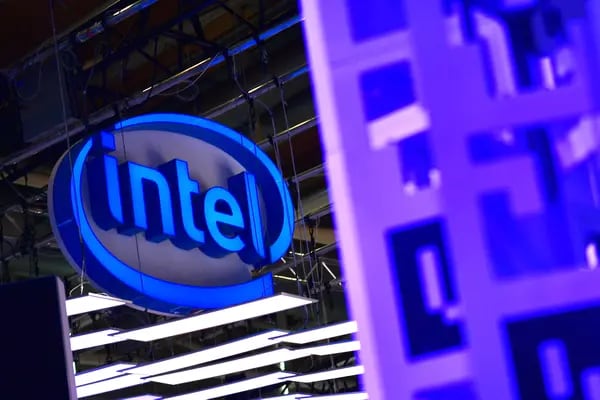 Intel recibirá US$20.000 millones en subsidios y préstamos para sus fábricas de chips