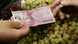 LarraínVial ve peso chileno cayendo a 850 por dólar a fin de año