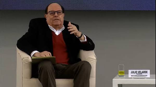 Julio Velarde: Creo que Perú será exitoso en bajar la inflación sin causar recesióndfd