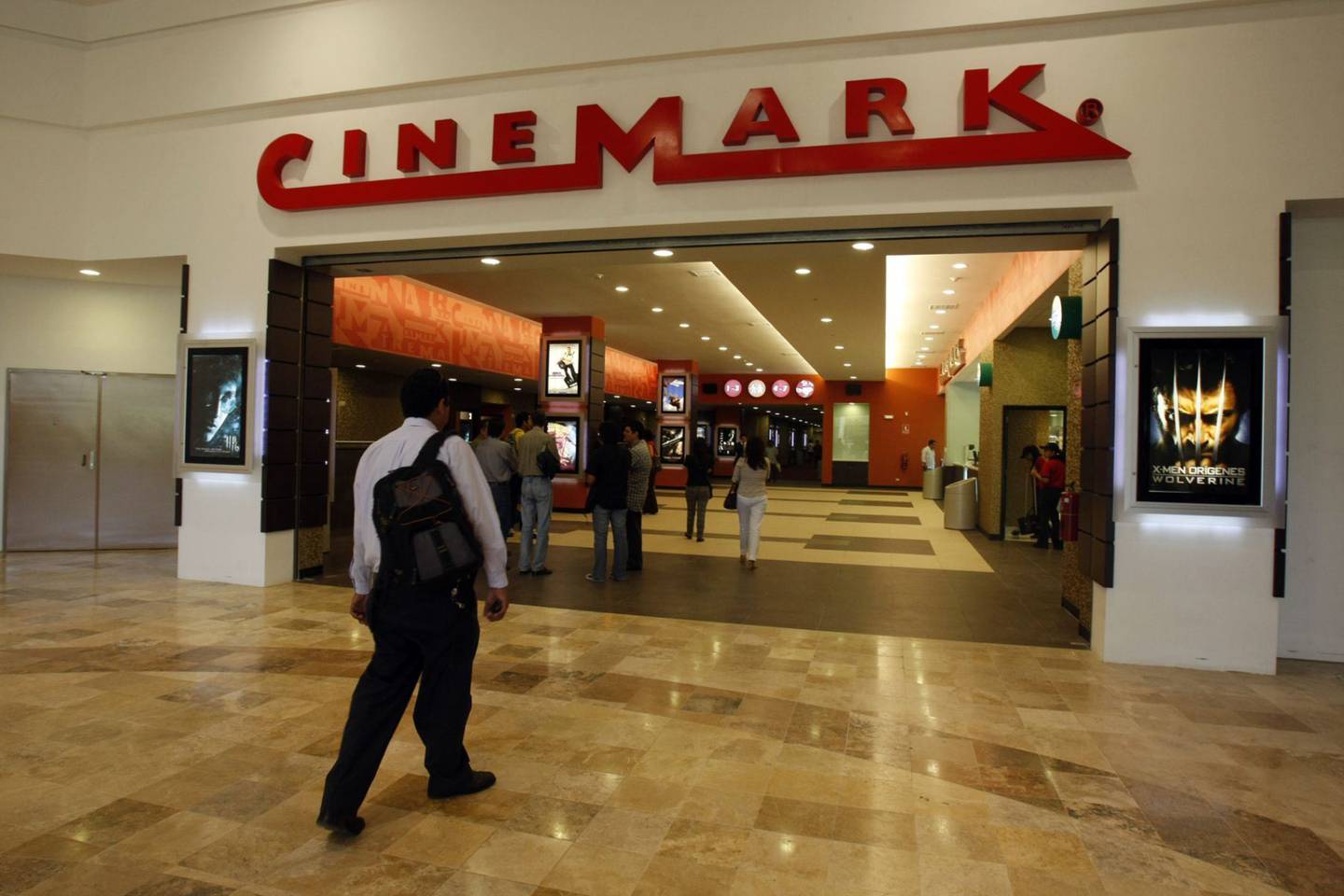 Cadenas Cineplanet y Cinemark Perú reabrirán sus puertas tras casi 16 meses de cierre.