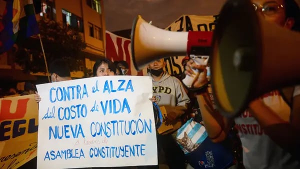 ‘Toma de Lima’: Así se desarrolla la marcha que apoya a Pedro Castillo en Perúdfd