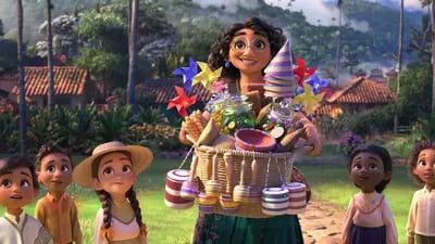 Encanto, de Walt Disney Animation Studios, presenta a Mirabel, una joven de 15 años que vive con su familia en las montañas de Colombia, en una casa mágica, en un pueblo vibrante, en un lugar maravilloso y encantado llamado Encanto.