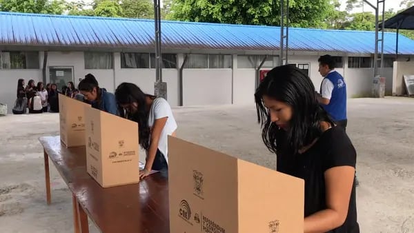 Arranca la campaña electoral en Ecuador: fechas y normas a tener en cuentadfd