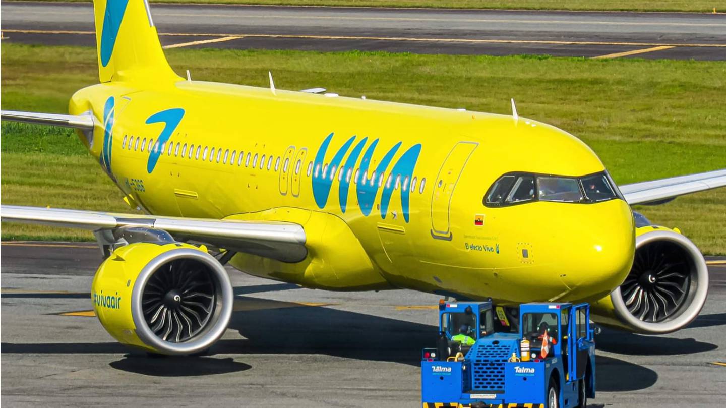 Avión Viva Air Colombia, Grupo Vivadfd