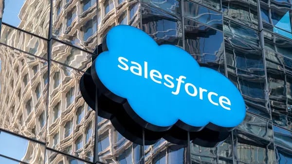 Tras despedir al 10% de su equipo, Salesforce contrata a 3.300 personasdfd