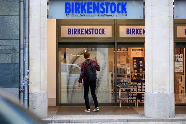 Birkenstock atrae a un fondo noruego para una OPI de US$1.600 millones
