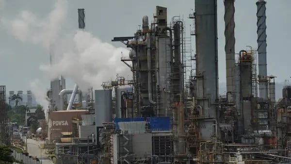Venezuela otorga permiso de exportación de gas natural a Repsol y Enidfd
