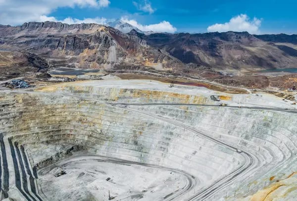 La empresa estatal china Chinalco opera Toromocho. El proyecto de ampliación de esta mina se anunció en 2018, cinco años atrás.