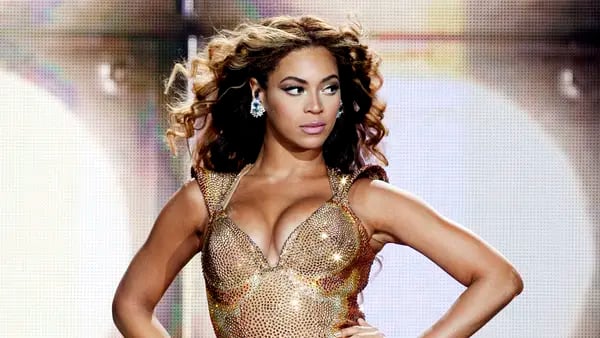 Beyoncé entra no crescente mercado de produtos para cabelos cacheados e cresposdfd