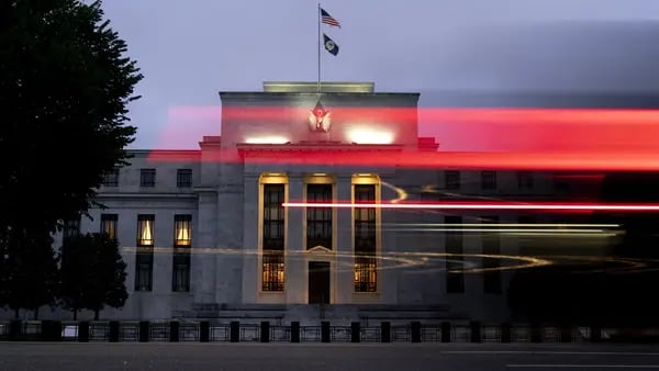 Habrá “recesión un poco más severa” en EE.UU. antes de lo esperado: Deutsche Bank dfd