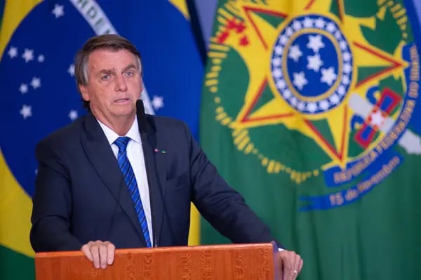 Jair Bolsonaro, presidente de Brasil, durante una conferencia de prensa en el Palacio de Planalto en Brasilia, Brasil, el miércoles 25 de mayo de 2022.