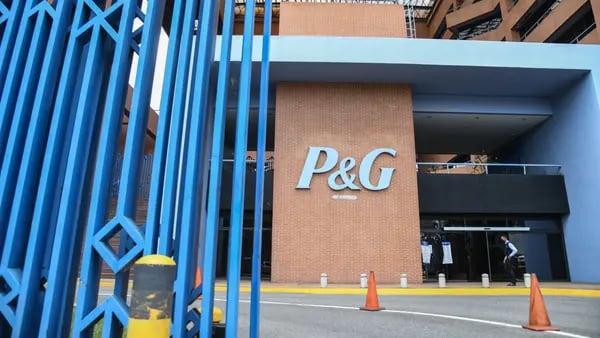P&G, dona de Gillette e Pampers, tem queda nas vendas após reajustes de preçosdfd