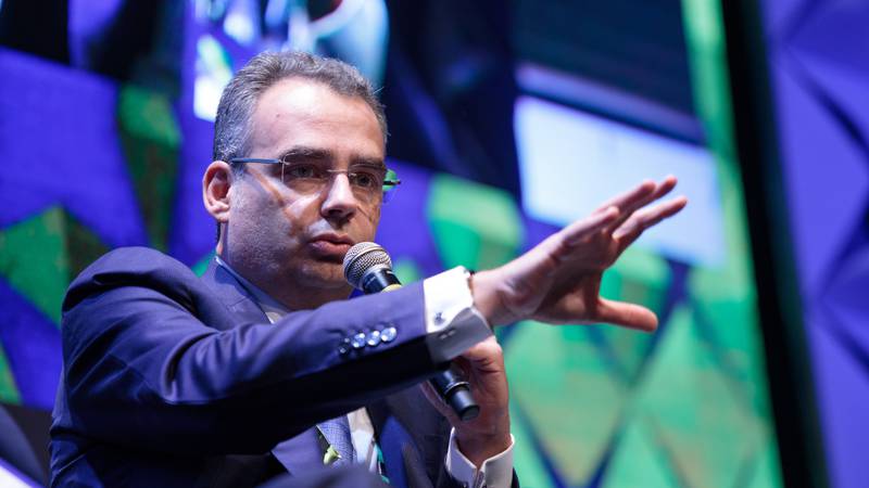 Corredora brasileña XP anuncia compra de 100% de Banco Modal