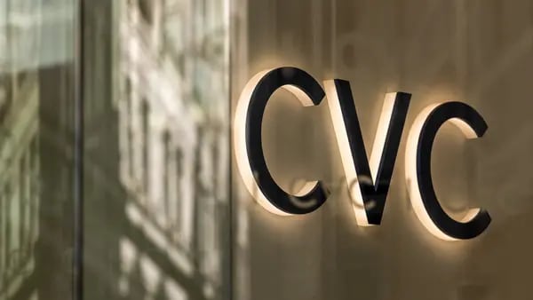 Gigante de private equity CVC Capital busca levantar € 1,25 bilhão em IPOdfd