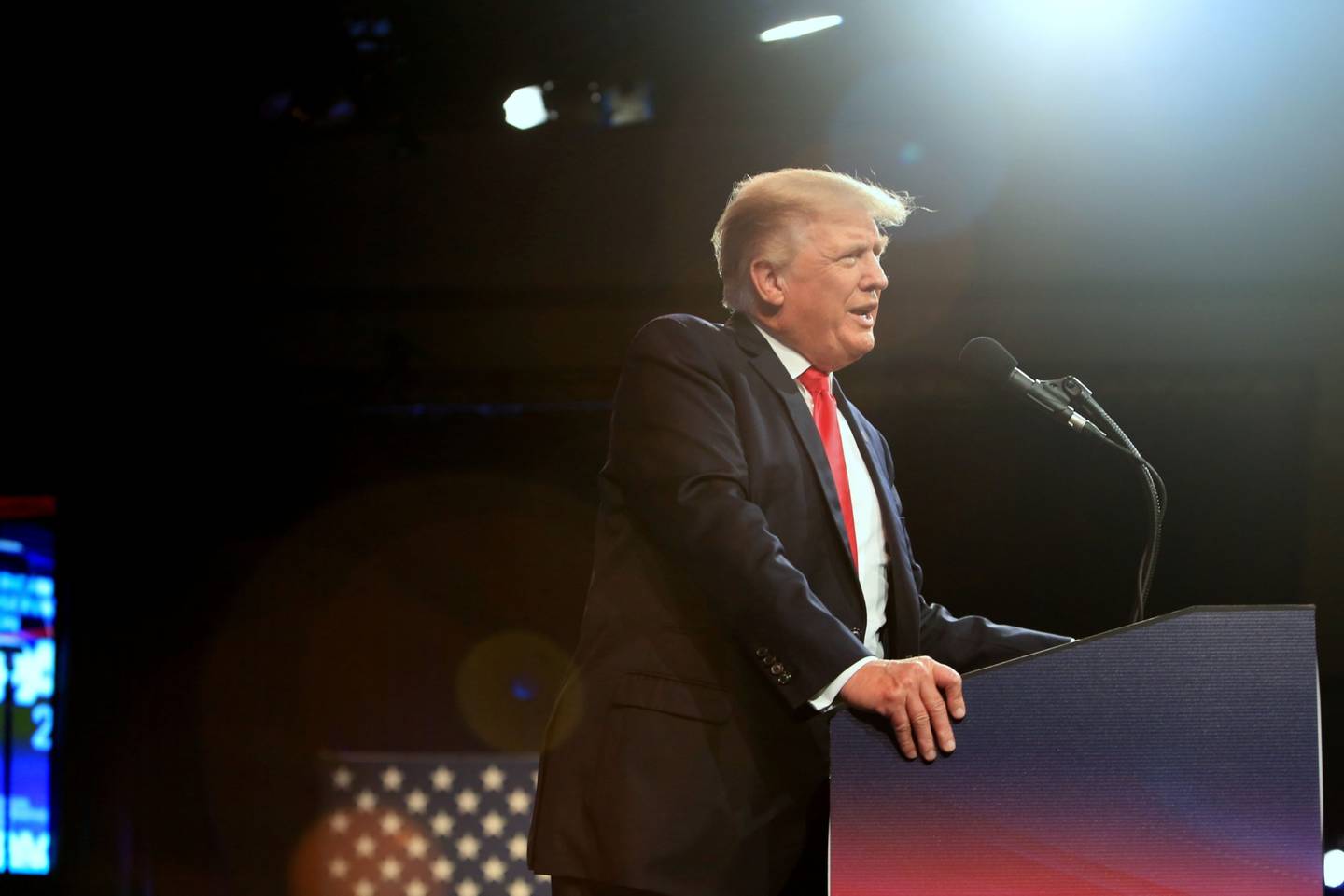 El expresidente de Estados Unidos Donald Trump habla durante la Conferencia de Acción Política Conservadora (CPAC) en Dallas, Texas, EE. UU.